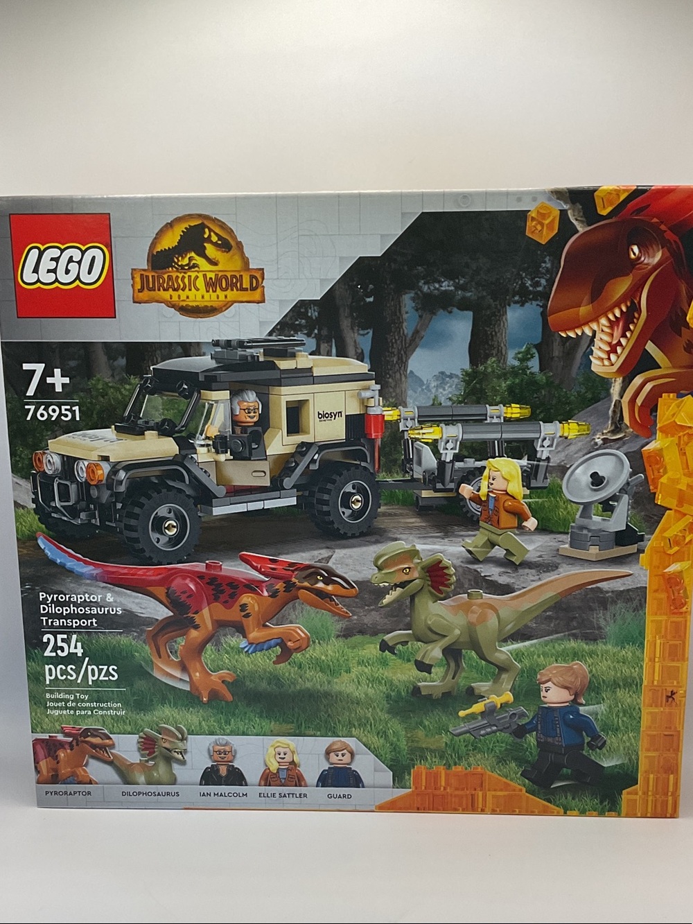 Lego 76951 Jurassic World Tan and Green Safari Rescue Truck with Dinosaurs